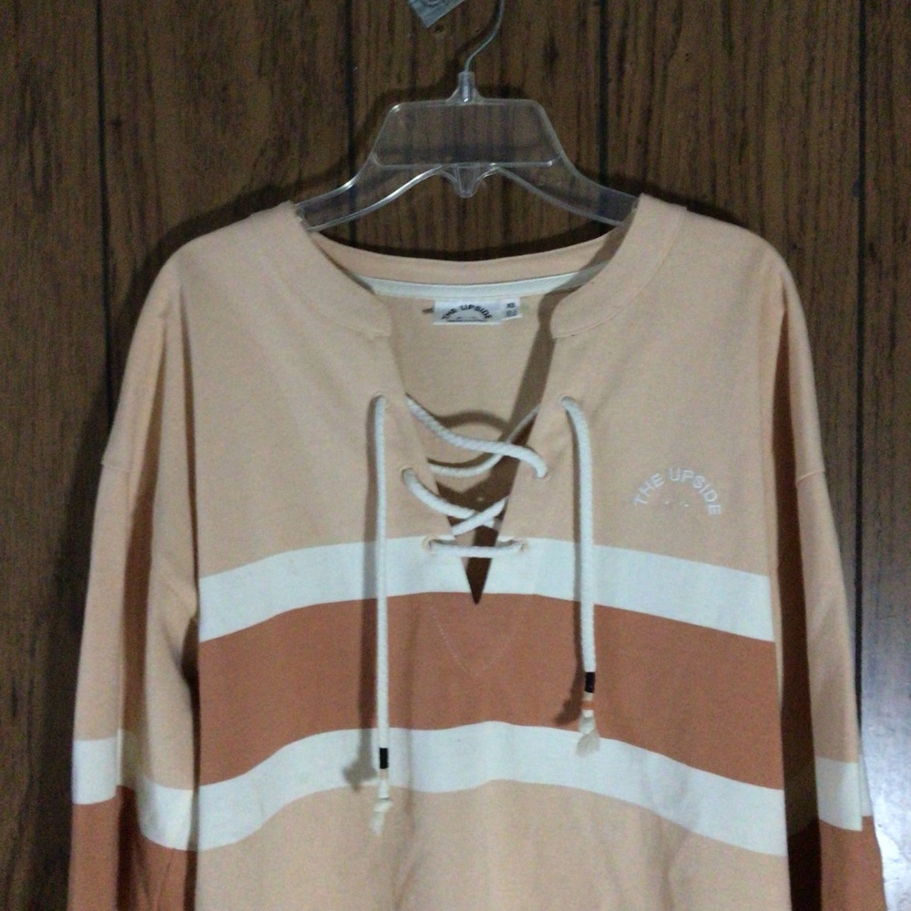 The upside Tunic top - Picture 2 of 6